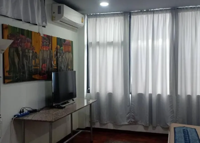 Sriyanar Place Pensión 3*