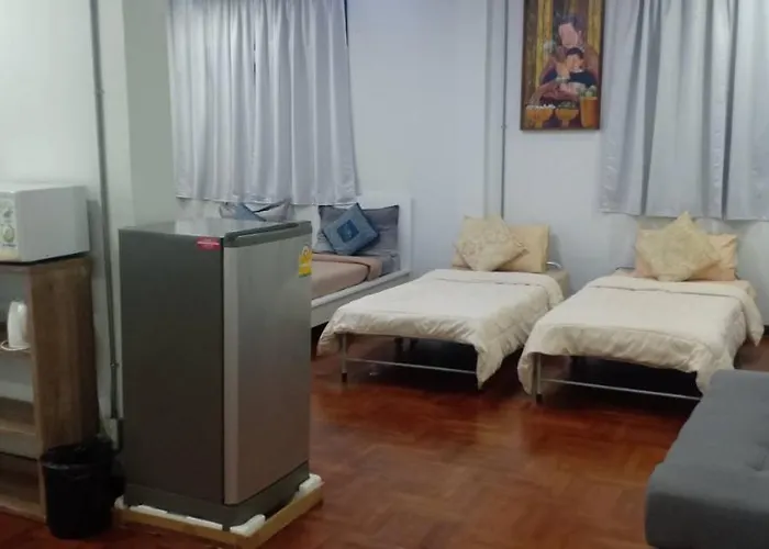 Sriyanar Place 3*