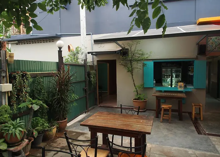 Sriyanar Place Bangkok